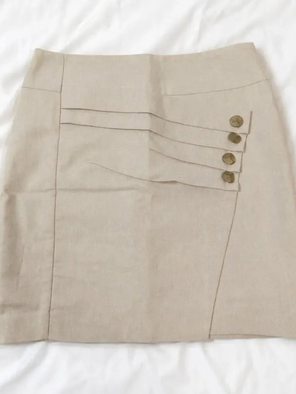 Creatore Korean Beige Button-Detail Mini Skirt Women’s 55 (US XS)